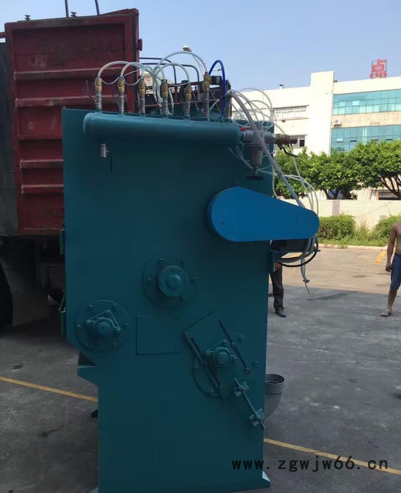 东莞去毛刺喷砂机 济南履带式喷砂机 广州吊钩喷砂机图2