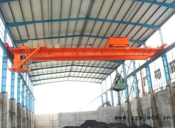 天津天重源双梁吊钩门式起重机门式起重机图1