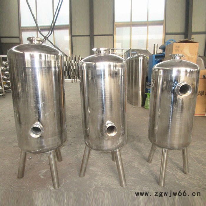 304不锈钢硅磷晶罐 太阳能锅炉阻垢加药罐 黄冈卡箍式归丽晶罐图4