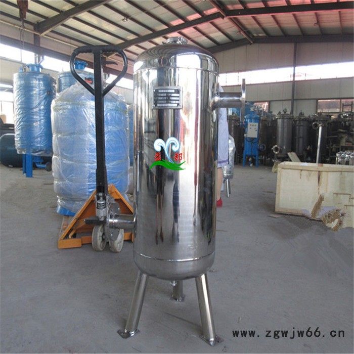 304不锈钢硅磷晶罐 太阳能锅炉阻垢加药罐 黄冈卡箍式归丽晶罐图7