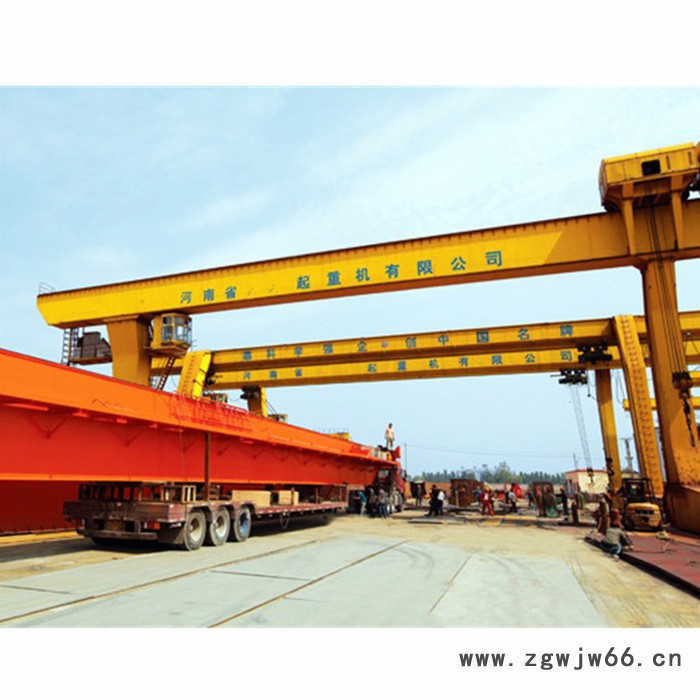 **/L型单主梁吊钩门式起重机