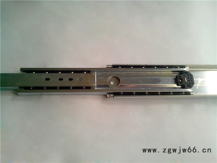 大量供应 FOXSLIDE 滚珠滑轨76mm宽重载型工业导轨 直线滑轨 钢珠导轨 抽屉滑轨 欢迎来电咨询图3