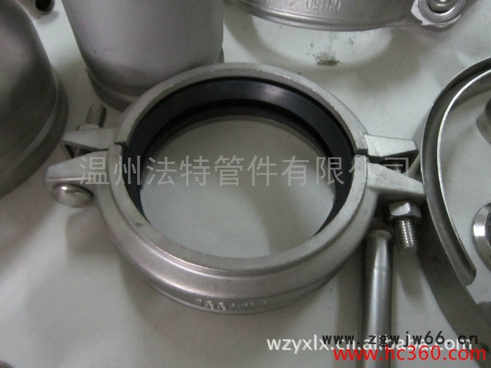 供应不锈钢304沟槽卡箍图3