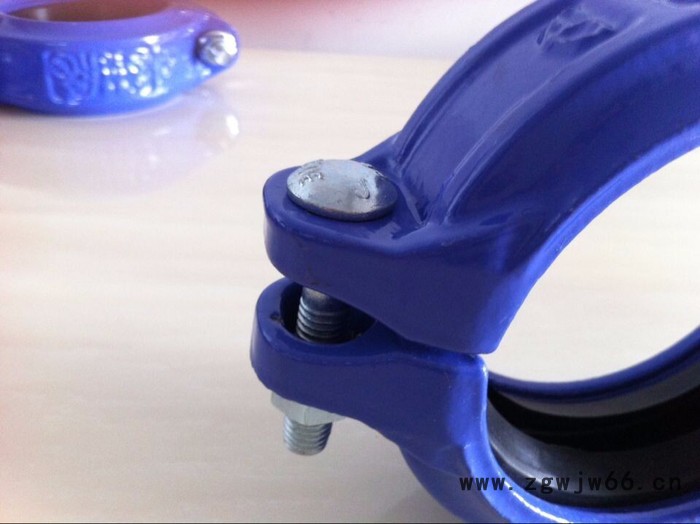 L-35C铸铁低压挠性卡箍   切槽低压管道系统图3