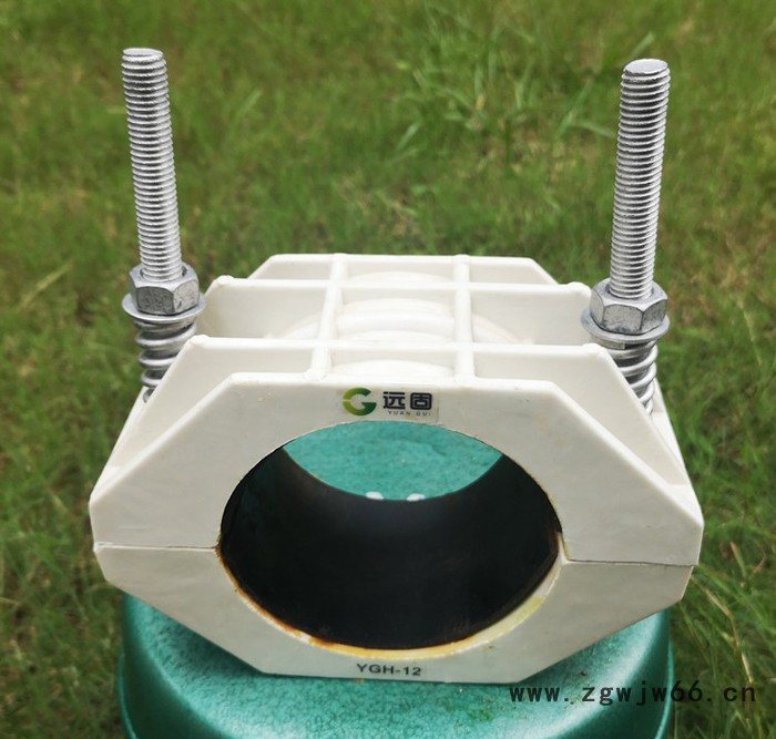 高压电缆横向铺设夹具生产,单芯电缆抱箍,三芯电缆夹具图4