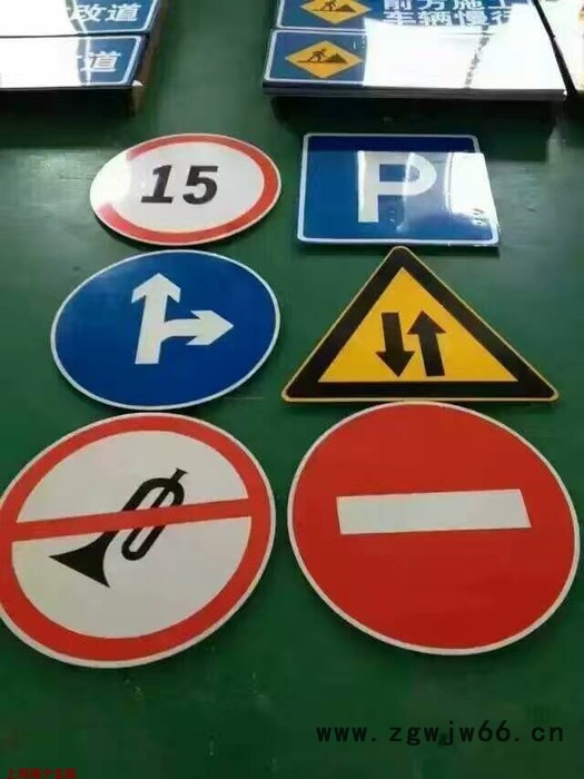 上海交通标志牌生产厂家-高速路导向牌标志杆抱箍螺丝-三角牌圆牌图3