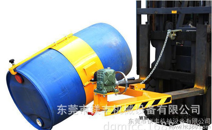 HK285叉车专用倒桶机具，抱箍式手摇翻转倒桶夹具，油桶属具