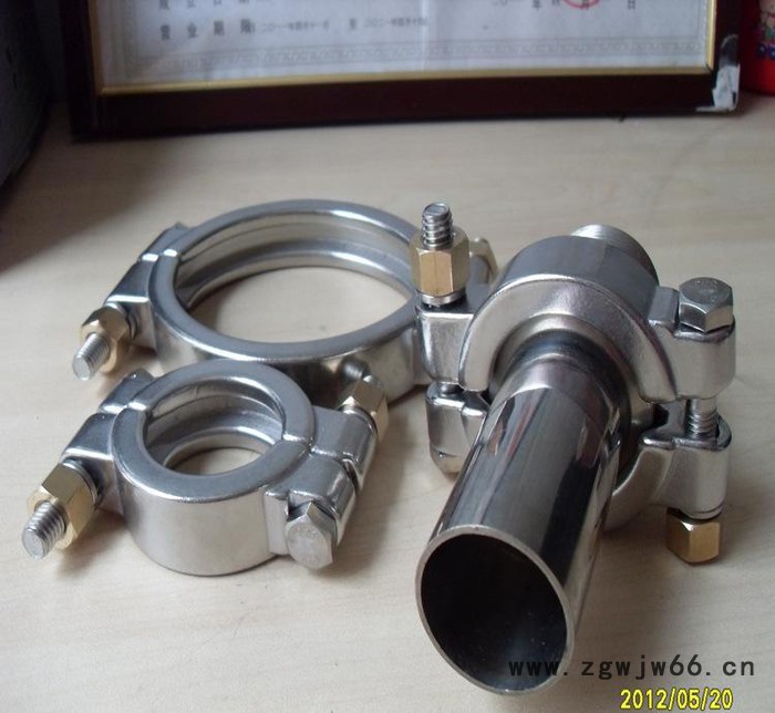 不锈钢双螺栓高压抱箍图3