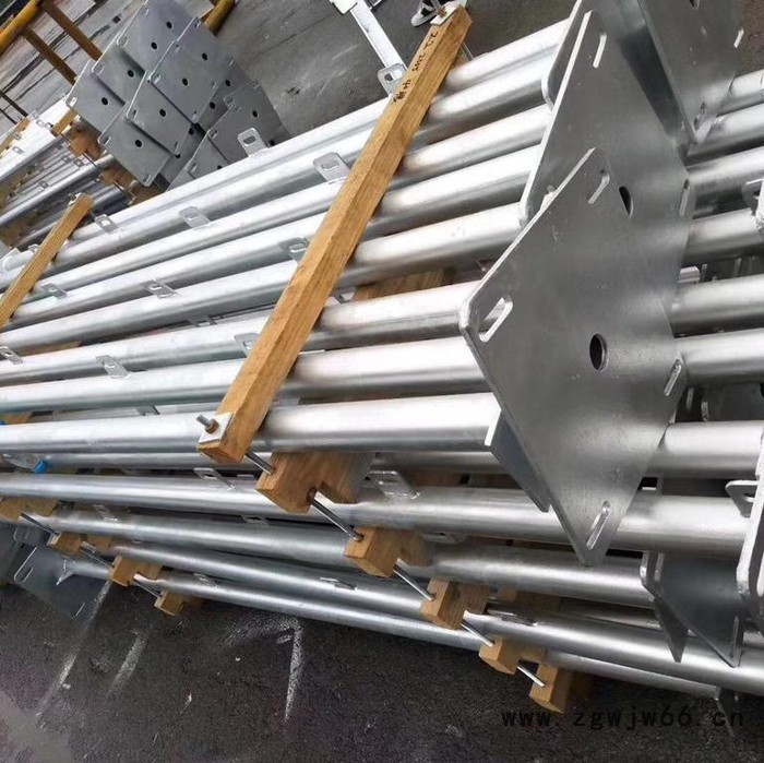 圆管抱箍 光伏发电 光伏支架图8