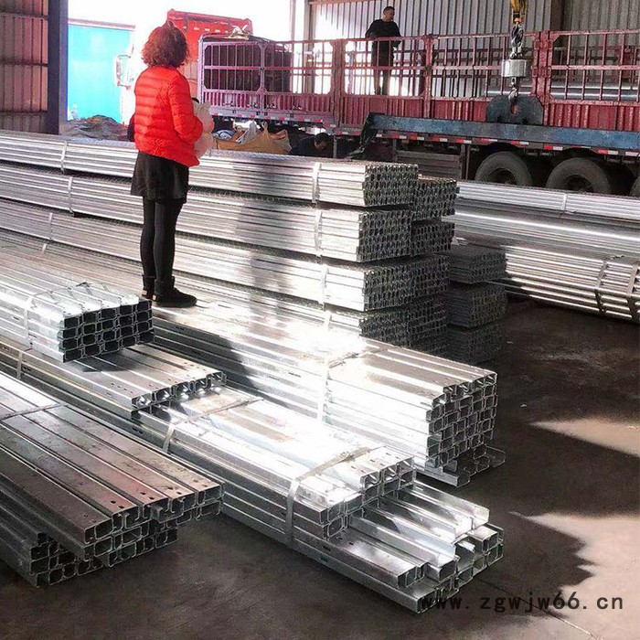 圆管抱箍 光伏发电 光伏支架图5