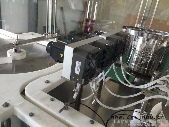 滚珠瓶灌装加塞旋盖机图4