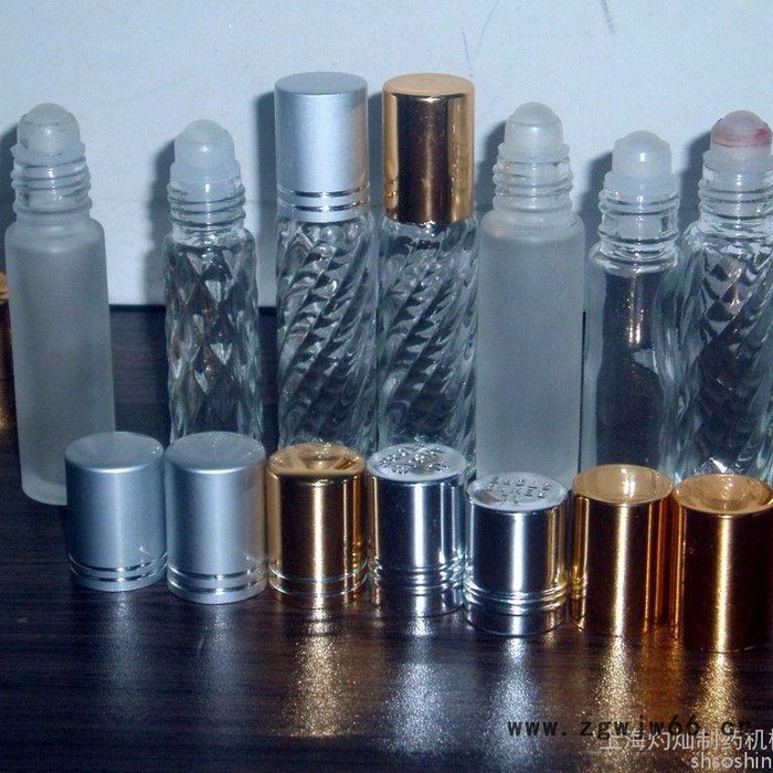 滚珠瓶灌装加塞旋盖机图2