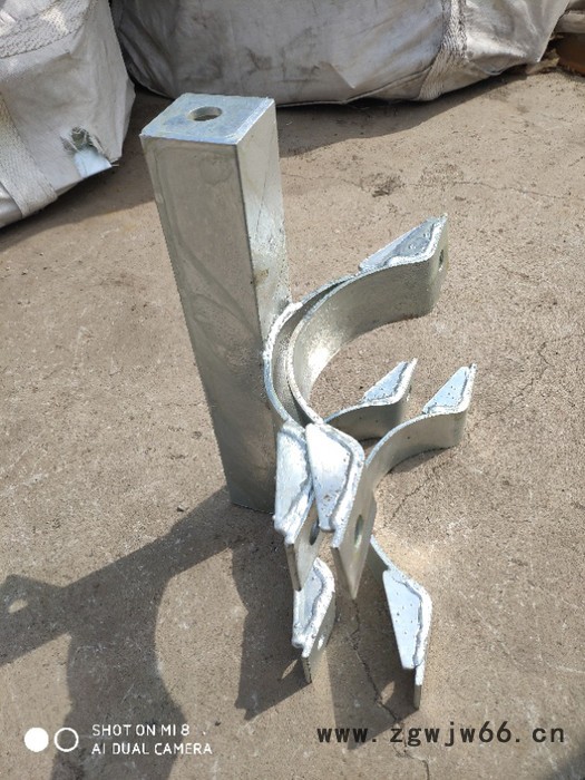 海峰供应各种型号拉线抱箍、加强抱箍各种电缆抱箍支持加工定制