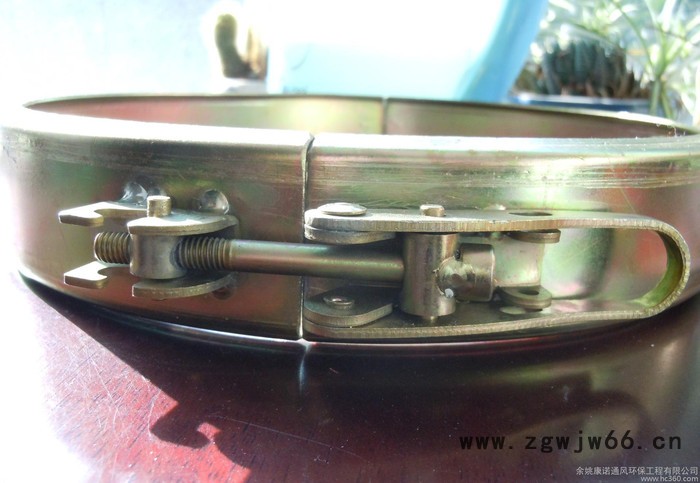 宽槽式可调节抱箍