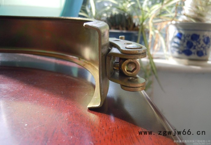 宽槽式可调节抱箍图3