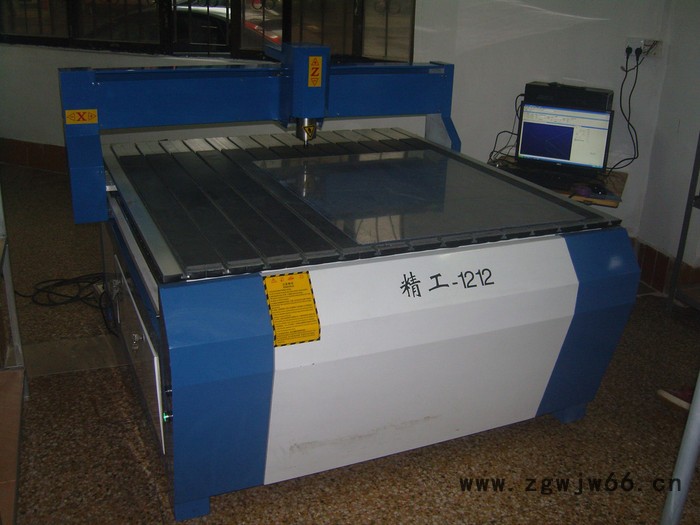 1212滚珠丝杠广告雕刻机精工-1212滚珠丝杠广告雕刻机 广告雕刻机  1325气动三头木工雕刻机图4