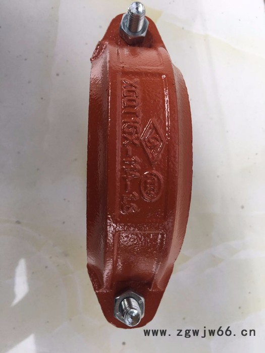 迈克沟槽卡箍DN114图2