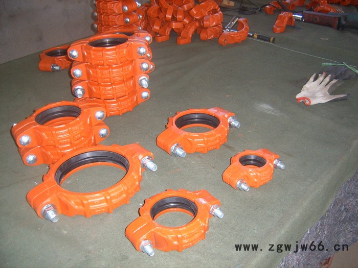 煤矿专用柔性/刚性管卡/异径三通/卡箍--潍坊绪强机械有限公司图2
