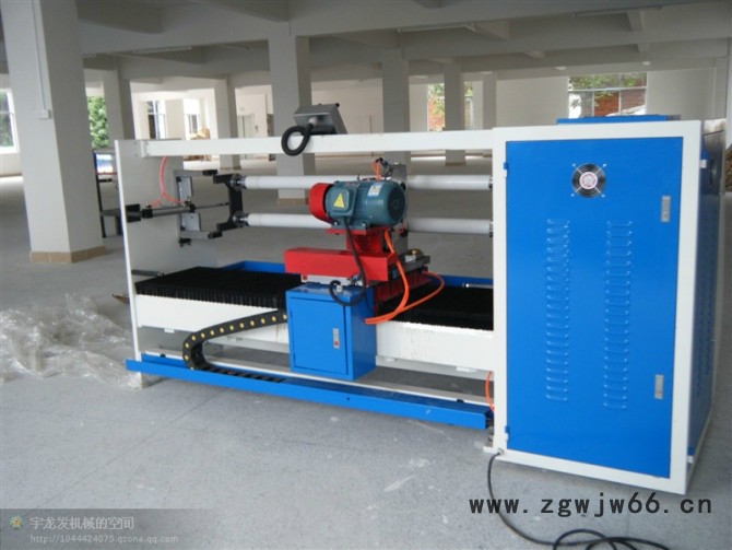 生产厂家直接供应全自动双管双刀分切机，机器采用伺服系统 定位，并配以滚珠丝杆实现连续高精度传动图4