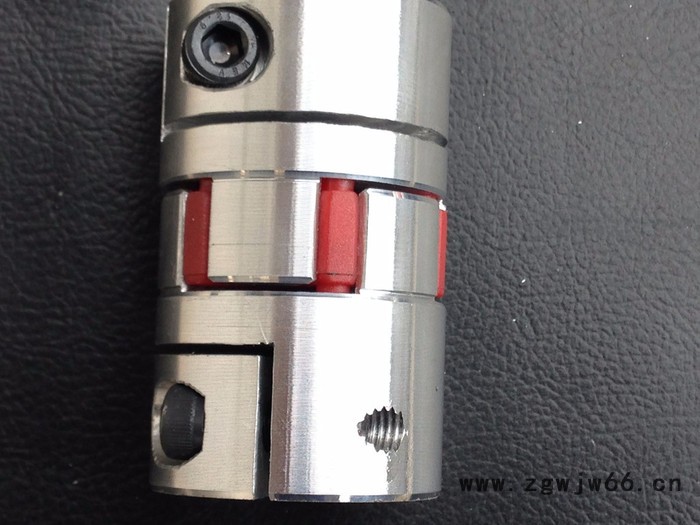 梅花弹性联轴器 外径65长度90 孔15-35 连轴器铝合金星型联轴器滚珠丝杠梅花联轴器爪式联轴器缓冲图5