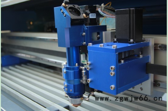 力图LT-1325切割设备 金属切割随动系统，可选伺服驱动系统（步进驱动系统）进口滚珠丝杠与直线导轨传动系统激光头自动升图5