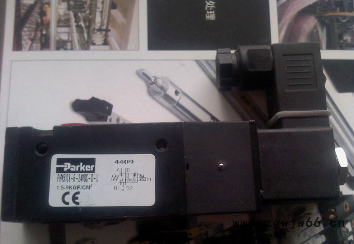 美国派克PARKER气动元件PHS510S-6-220V-L图2