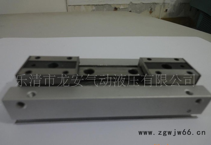 【直销】MHF2-12D2 薄型气爪，smc气动元件 导轨气