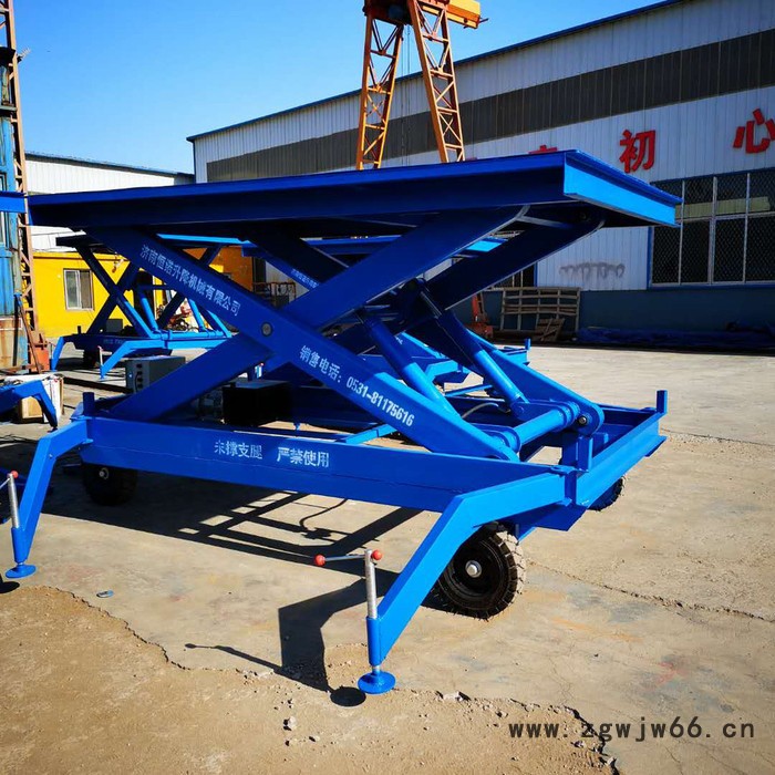 结构简单 移动式可升降出猪台 钜鹏 生猪传送防滑过桥 万向轮移动卸猪台图5