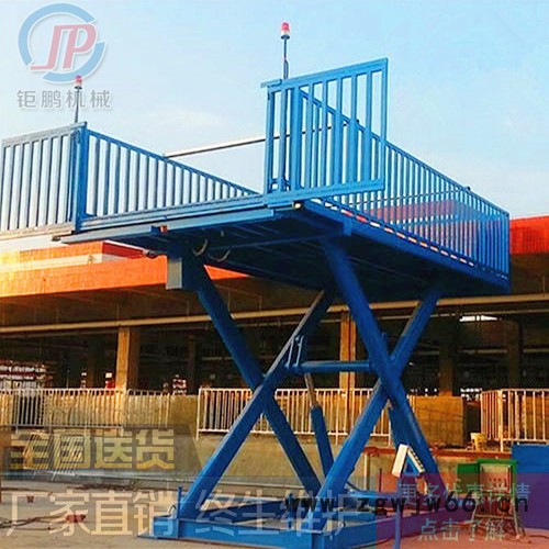 结构简单 移动式可升降出猪台 钜鹏 生猪传送防滑过桥 万向轮移动卸猪台图3