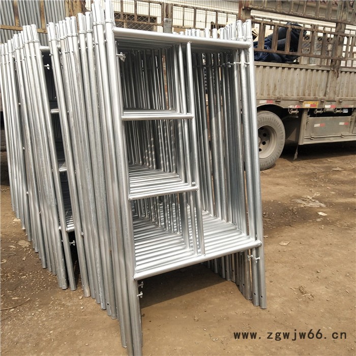 超畅脚手架供应 热镀锌踏板脚手架 加厚移动脚手架 万向轮移动脚手架 欢迎来电咨询图3