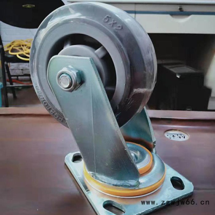 山西大同万向轮 5寸6寸8寸加厚板平顶灰胶转向脚轮厂 欢迎致电 山西大同万5寸加厚板平顶灰胶转向脚轮厂家图2