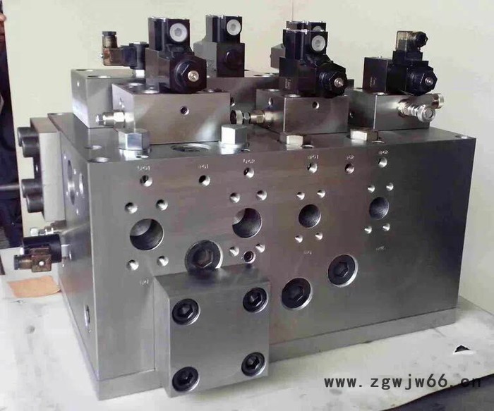 批发、零售液压油路板，液压元件