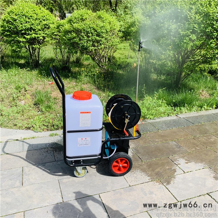 万向轮转动农用除虫打药机 温室大棚消杀喷雾器 车站消毒喷雾器图4