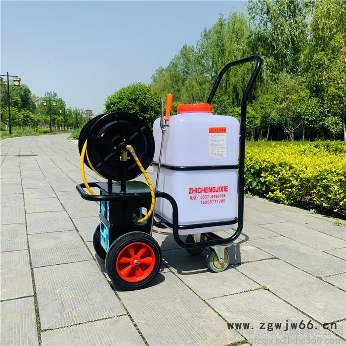 万向轮转动农用除虫打药机 温室大棚消杀喷雾器 车站消毒喷雾器图3