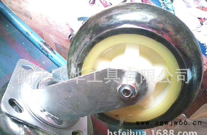 我公司大量脚轮  工业脚轮 静音高弹万向轮图2