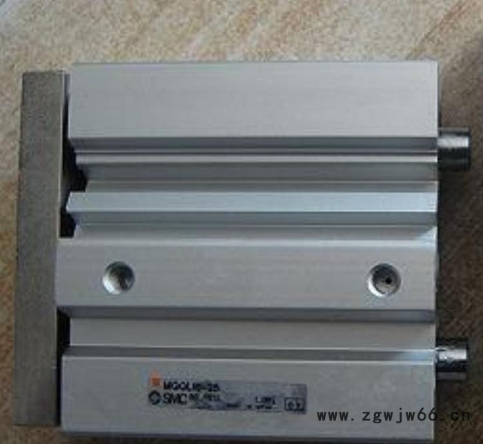 批发 带导杆三杆薄型 MGPM16-100 气动元件SMC型三轴气缸现货
