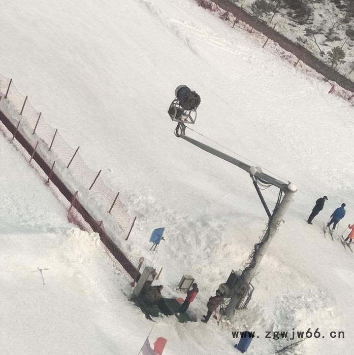 智辰多喷嘴大功率国产炮式造雪机适合南方高温造雪图7