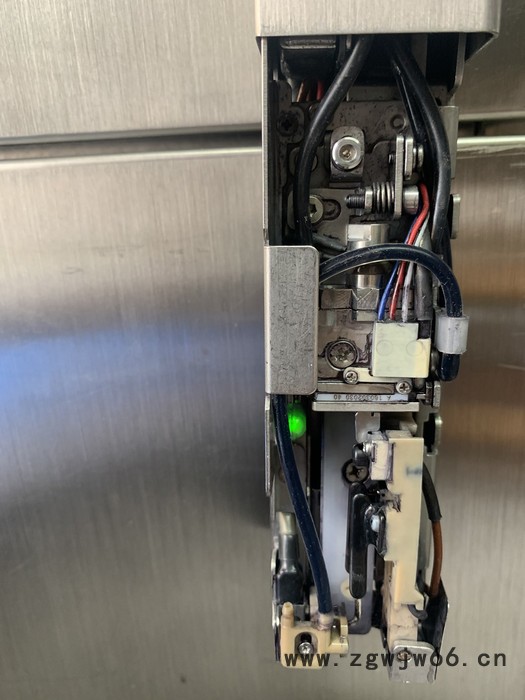 华达迅二手KGK微字机，微细喷嘴机  日本喷码机（二手机）图2