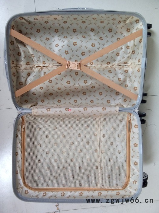 bodian22/26高品质 旅行箱万向轮拉杆箱学校学生行李箱礼品箱图3