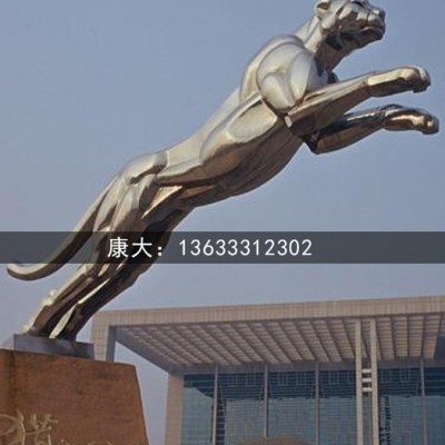 云南康大雕塑定制大型仿真豹子 电动机械仿生猎豹 动物硅胶雕塑