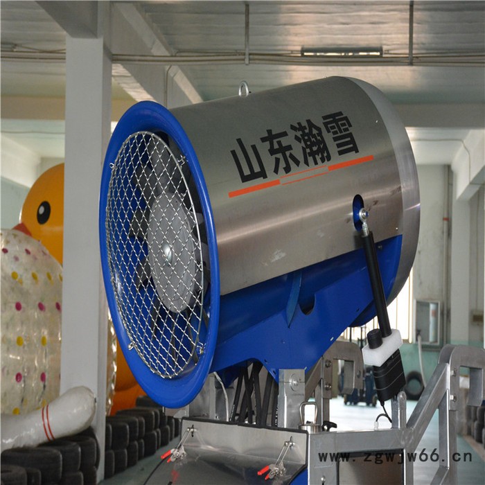 山东瀚雪进口大型造雪机 32喷嘴型  低维修率，可利用带电水图3