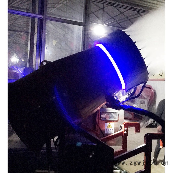 国产造雪机 大型喷嘴多喷嘴造雪机 人工造雪设备覆盖场地面积大图2