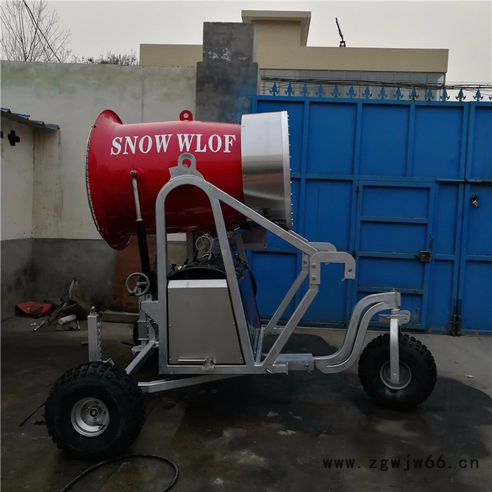 口径大喷嘴多的滑雪场人工造雪机图7