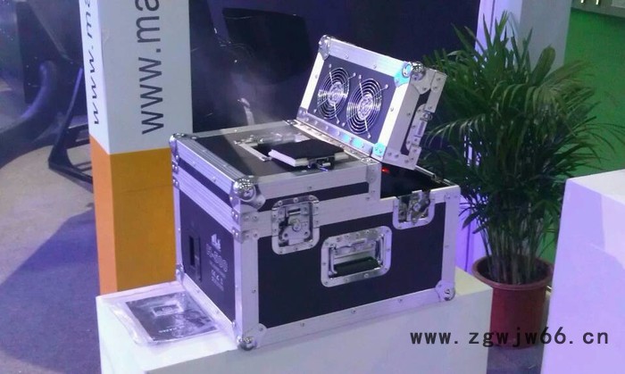 马兰宝MLB  H-500薄雾机 烟雾机 双雾机 双喷嘴薄雾机 舞台 舞台灯光 舞台周边图3