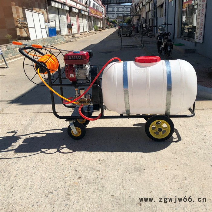 佳鑫喷头360度喷雾座驾式打药机  高杆喷嘴风送式打药机  节水节药农作物手推喷药机机厂家图6