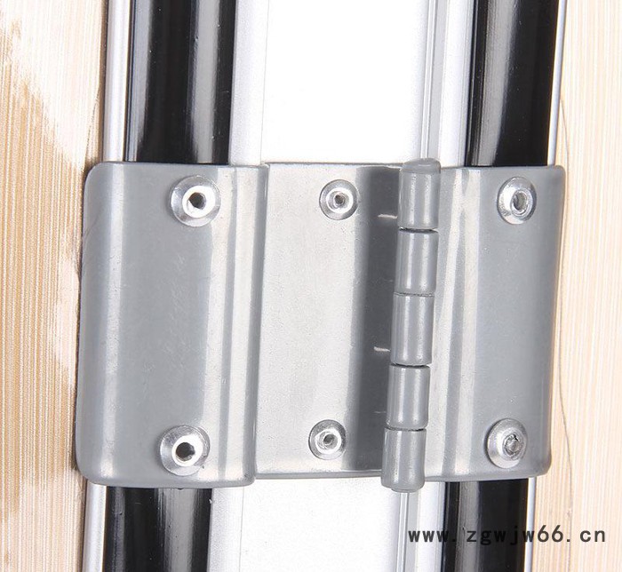 2016新款铝框拉杆箱万向轮pc旅行箱行李箱学生密码箱登机箱批发图3