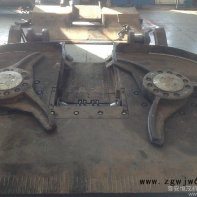 供应掘进机 三一截齿 炮头佳木斯掘进机配件  三联阀四联阀  喷嘴 廻转部 伸缩部 星轮铲板 齿座截齿 进口截齿