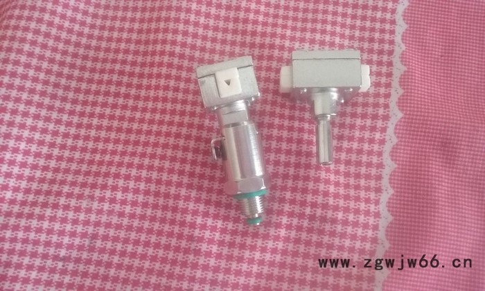 萧佳、50D--600D 网络丝、喷嘴、底座、加弹机图2