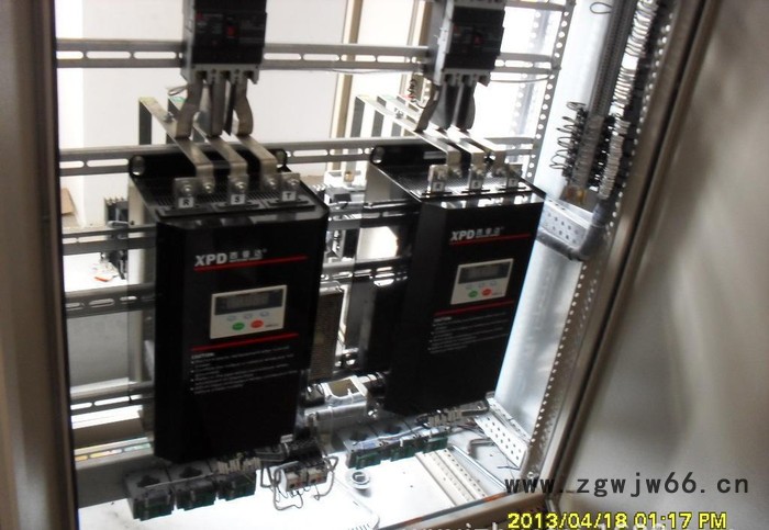 破碎机电动机软起动器控制柜图4