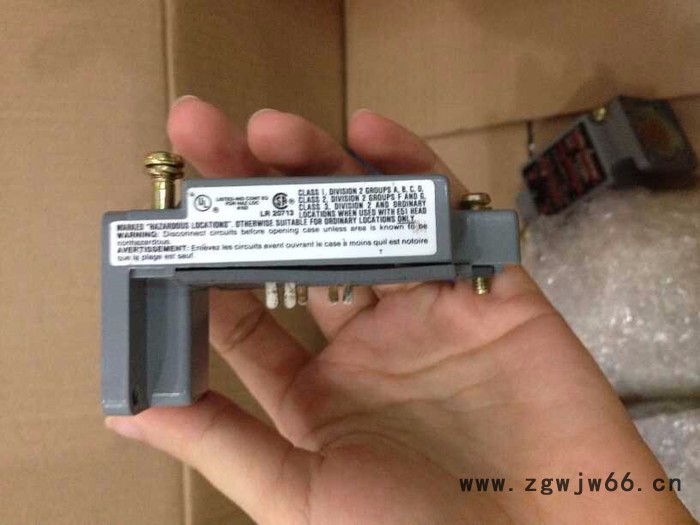 伊顿电动机保护断路器PkZM0-32